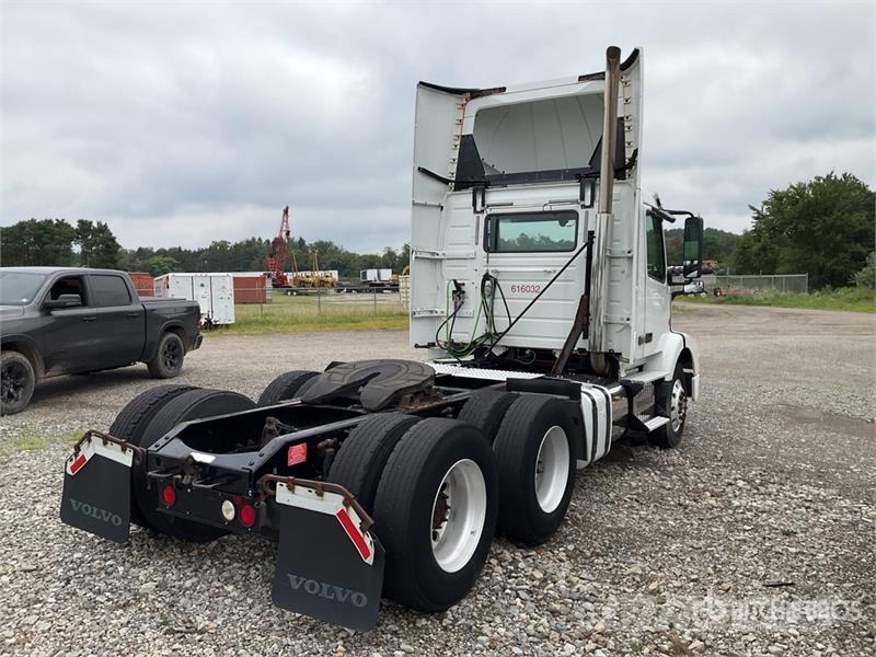 Volvo VNM Tractor Units