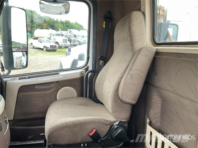 Volvo VNM Tractor Units