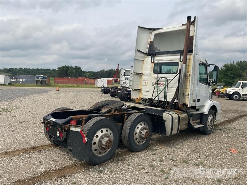 Volvo VNM Tractor Units