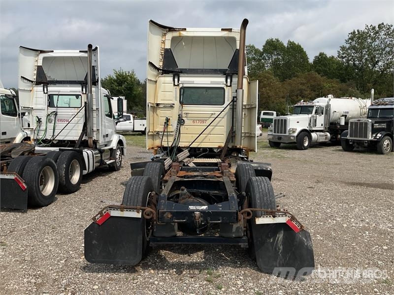 Volvo VNM Tractor Units