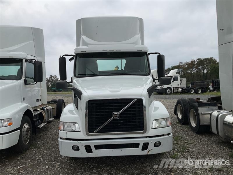 Volvo VNM Tractor Units