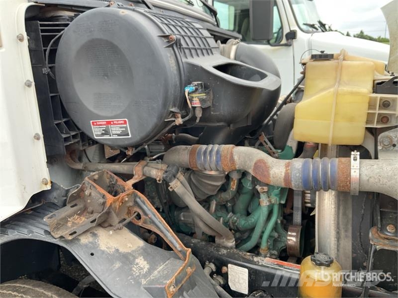 Volvo VNM Tractor Units