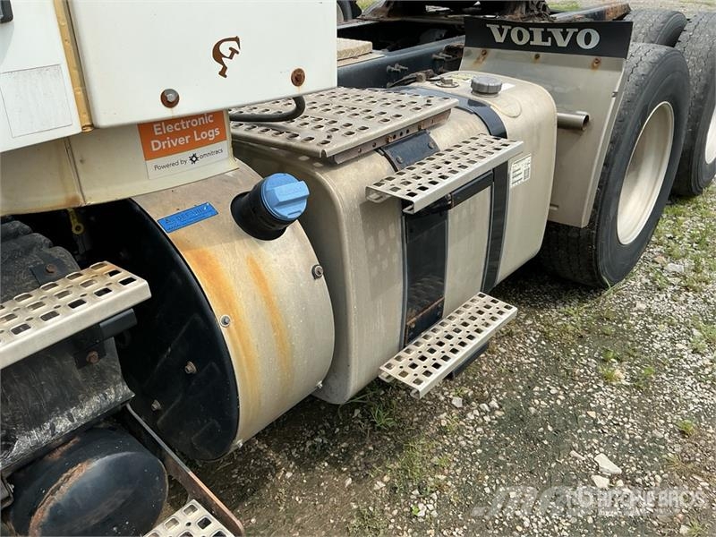 Volvo VNM Tractor Units