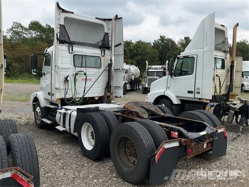 Volvo VNM Tractor Units