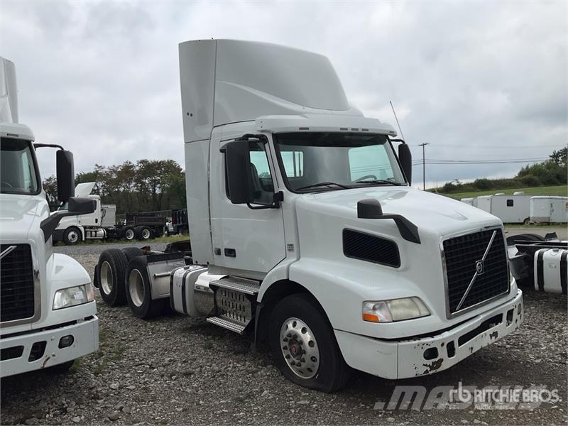 Volvo VNM Tractor Units