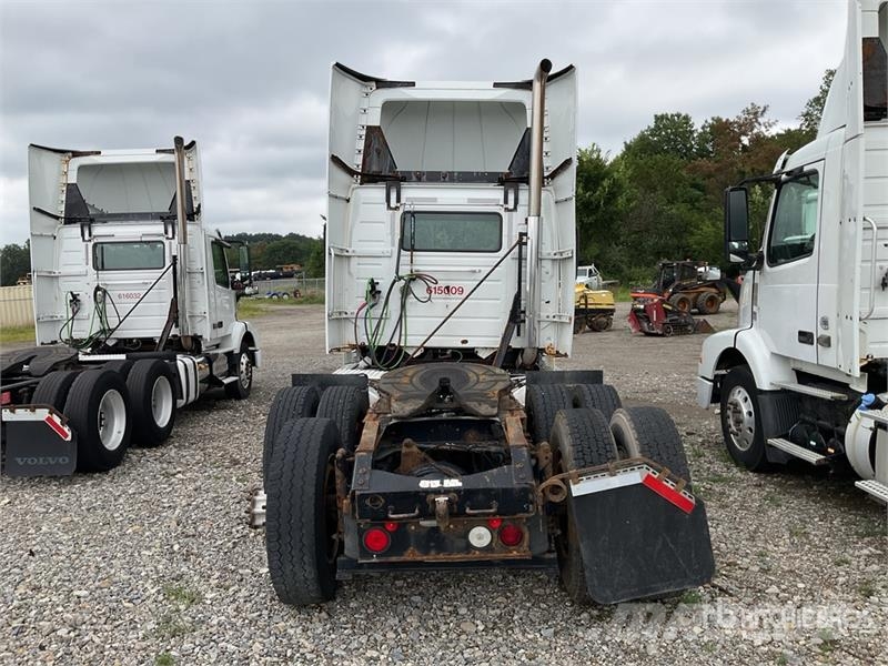 Volvo VNM Tractor Units