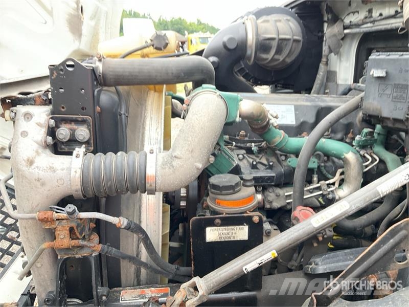 Volvo VNM Tractor Units