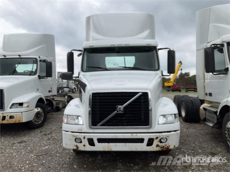 Volvo VNM Tractor Units