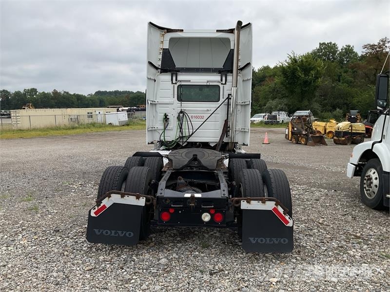 Volvo VNM Tractor Units