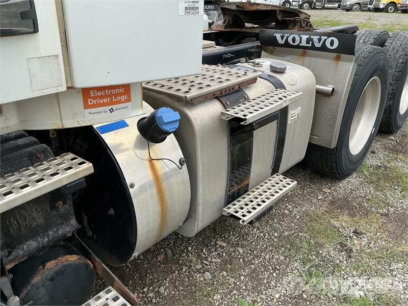 Volvo VNM Tractor Units