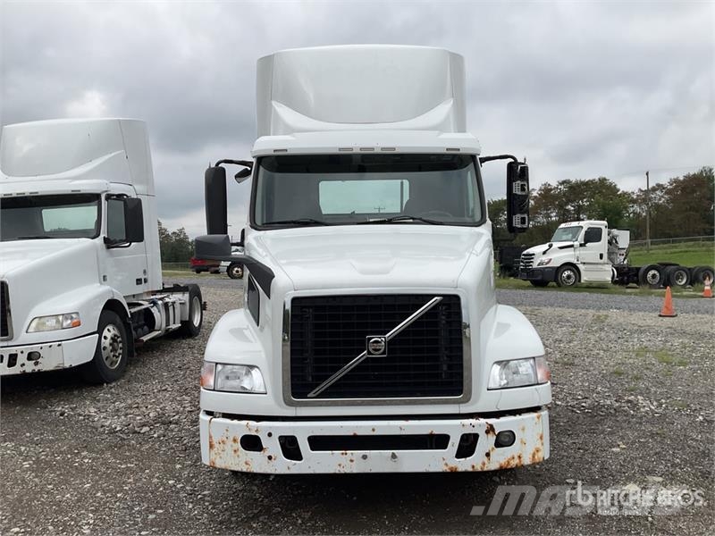 Volvo VNM Tractor Units