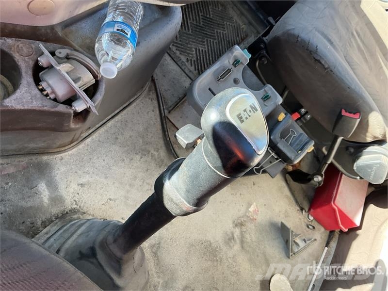 Volvo VNM وحدات الجر