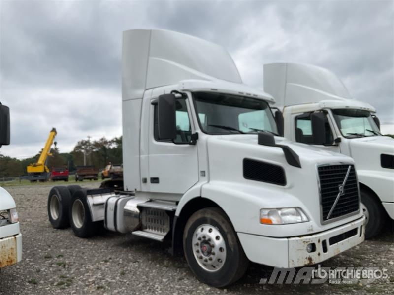 Volvo VNM Tractor Units