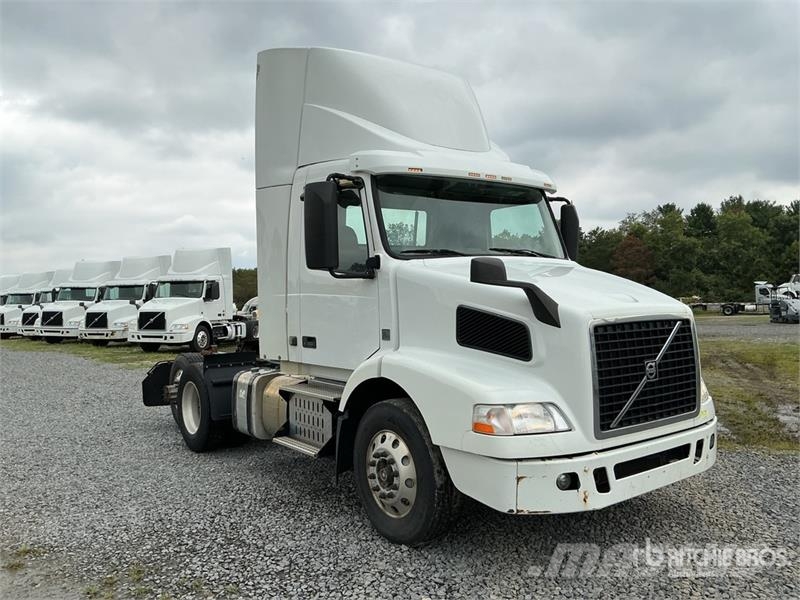 Volvo VNM Tractor Units