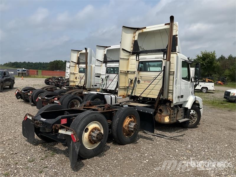 Volvo VNM Tractor Units