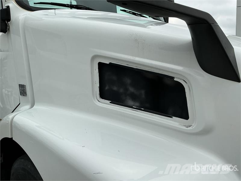 Volvo VNM Tractor Units