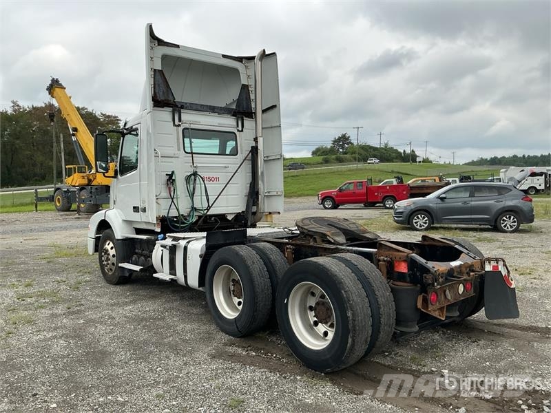 Volvo VNM Tractor Units