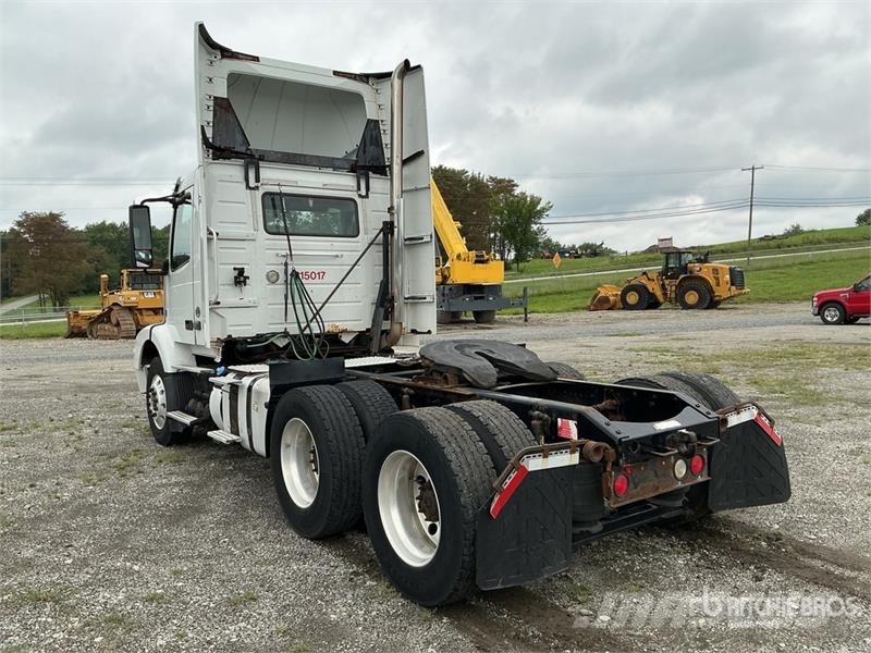 Volvo VNM Tractor Units