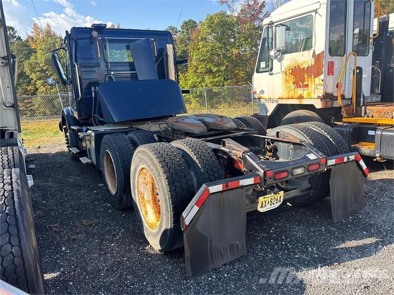 Volvo VNM200 6x4 T/A Day Cab Truck Tractor (Inoperable) Traktorske jedinice