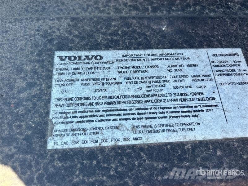 Volvo VNM200 6x4 T/A Day Cab Truck Tractor (Inoperable) Traktorske jedinice