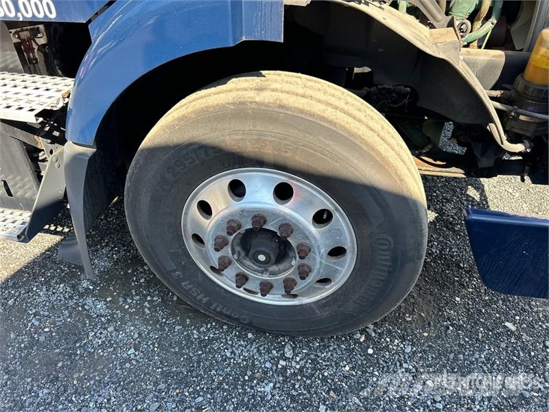 Volvo VNM200 6x4 T/A Day Cab Truck Tractor (Inoperable) Traktorske jedinice