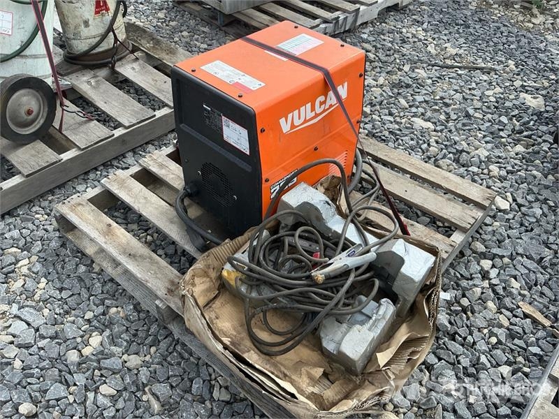  Vulcan 255 A Skid-Mounted Stick Electric Welder Poste à souder