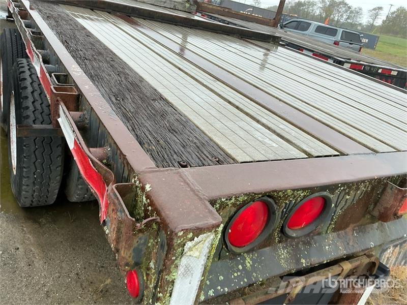 Wabash 40000 lb 48 ft T/A Flatbed Trailer Platformy / Przyczepy z otwieranymi burtami
