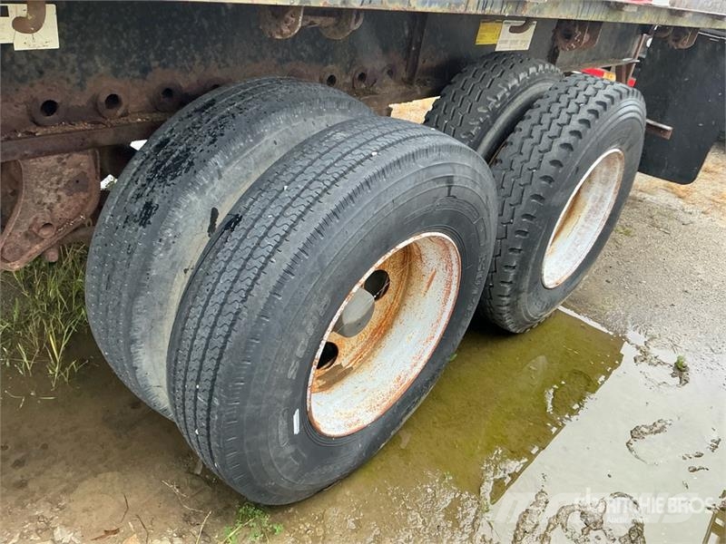 Wabash 40000 lb 48 ft T/A Flatbed Trailer Platformy / Przyczepy z otwieranymi burtami