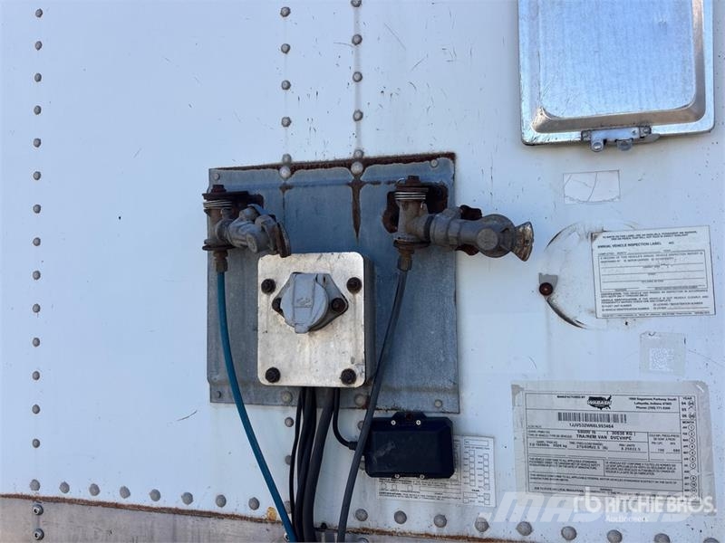 Wabash DVCVHPC 53 ft x 102 in T/A Van Trailer Причепи-фургони