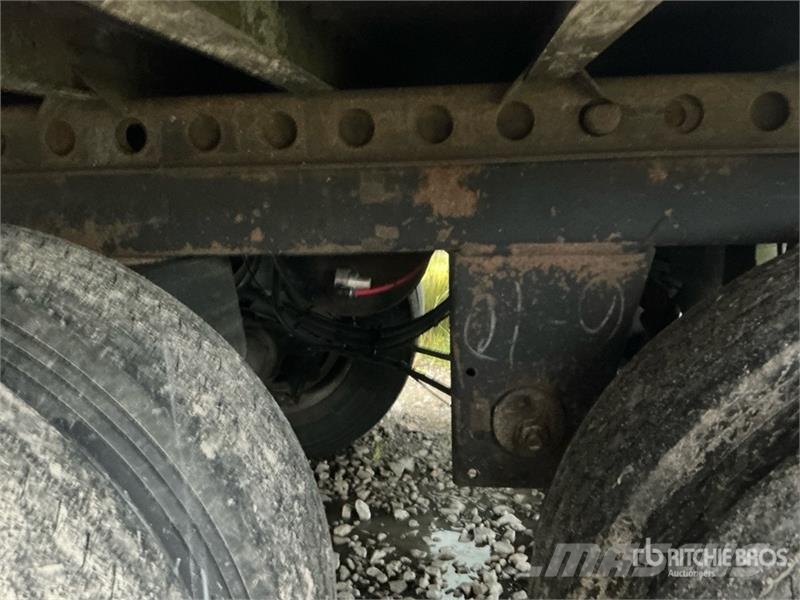 Wabash DVCVHPC 53 ft x 102 in T/A Van Trailer Ремаркета фургони