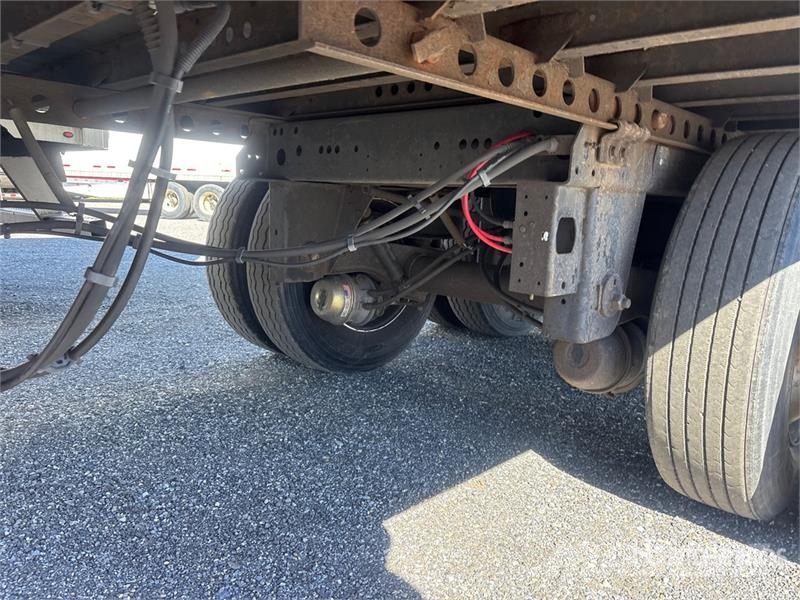 Wabash DVCVHPC 53 ft x 102 in T/A Van Trailer 厢式拖车