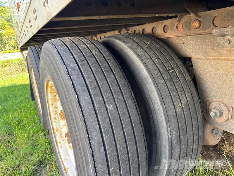 Wabash DVCVHPC 53 ft x 102 in T/A Van Trailer Van Body Trailers