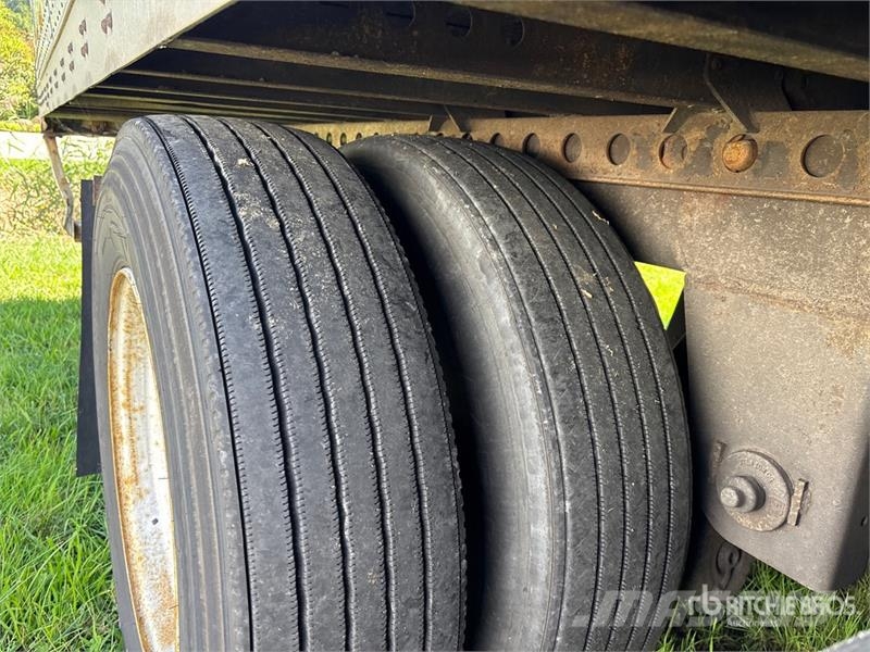 Wabash DVCVHPC 53 ft x 102 in T/A Van Trailer Van Body Trailers