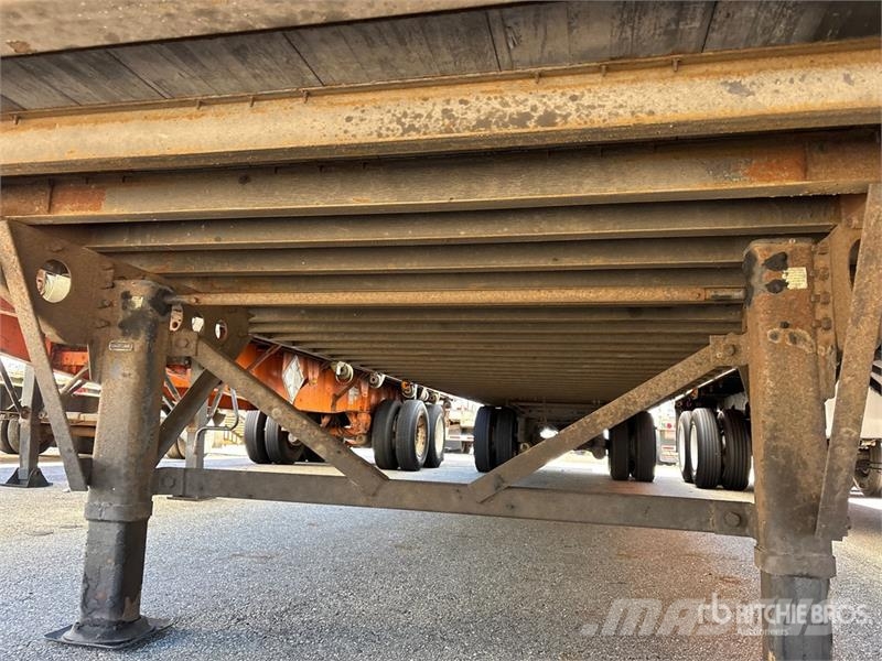 Wabash DVCVHPC 53 ft x 102 in T/A Van Trailer 箱體拖車