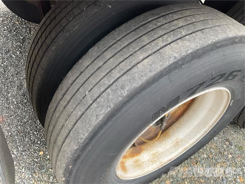 Wabash DVLSHPC 53 ft x 102 in T/A Van Trailer Van Body Trailers