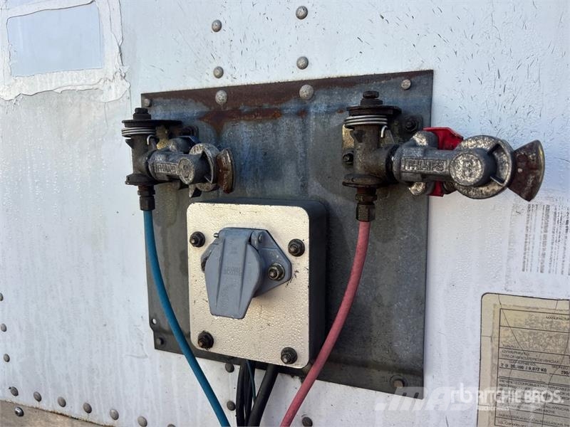 Wabash DVLSHPC 53 ft x 102 in T/A Van Trailer Skappåbygg