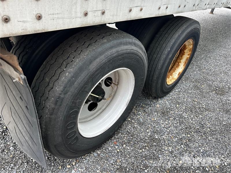 Wabash DVLSHPC 53 ft x 102 in T/A Van Trailer Ремаркета фургони