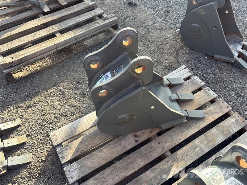 Wacker Neuson 28z3 12 in Digging Excavator Bucket Baldes