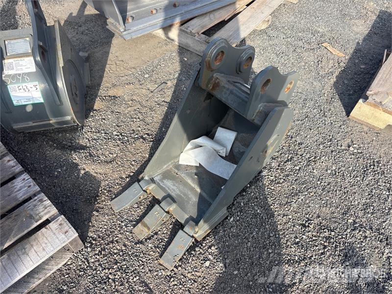 Wacker Neuson 28z3 12 in Digging Excavator Bucket Baldes