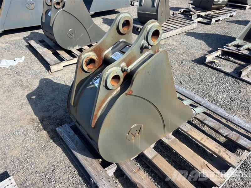 Wacker Neuson 28Z3 18 in Digging Excavator Bucket Baldes