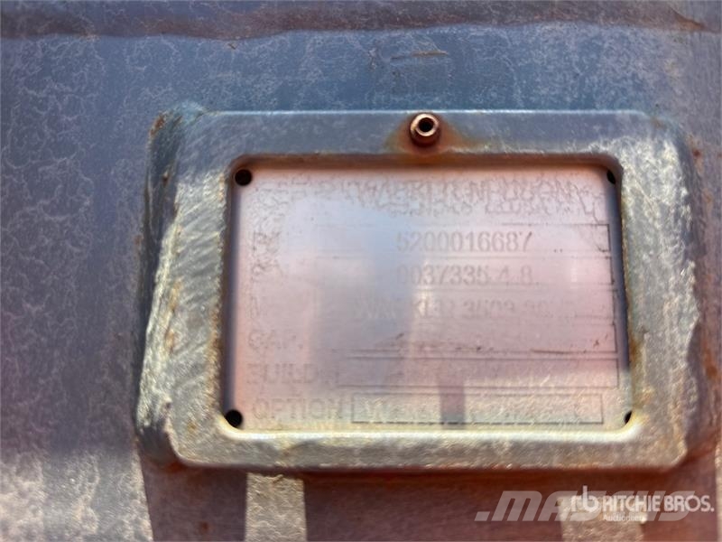 Wacker Neuson 28Z3 24 in Digging Excavator Bucket Baldes