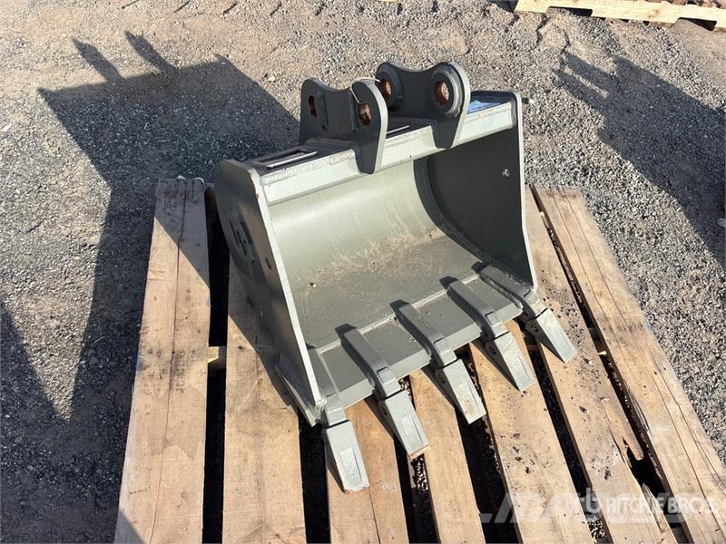 Wacker Neuson 28z3 24 in Digging Excavator Bucket Baldes