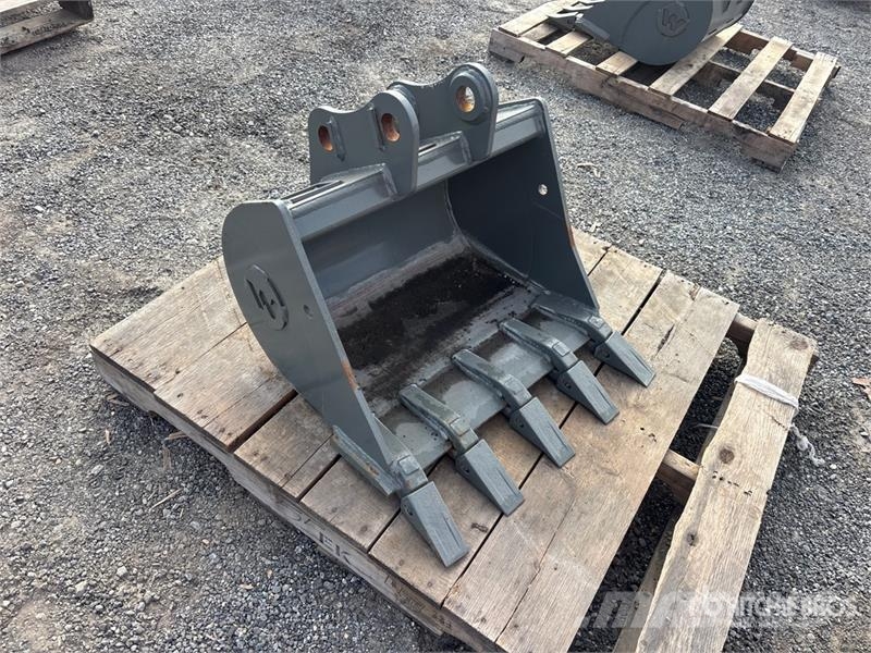 Wacker Neuson 28z3 24 in Digging Excavator Bucket Baldes