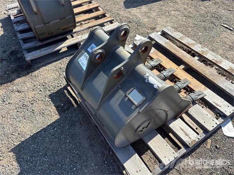 Wacker Neuson 28Z3 24 in Digging Excavator Bucket Baldes