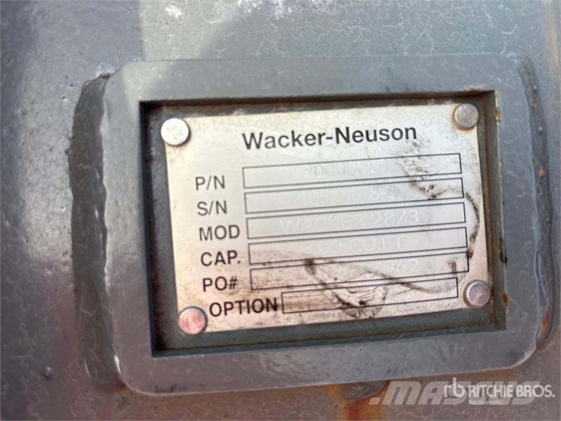 Wacker Neuson 28z3 24 in Digging Excavator Bucket Baldes