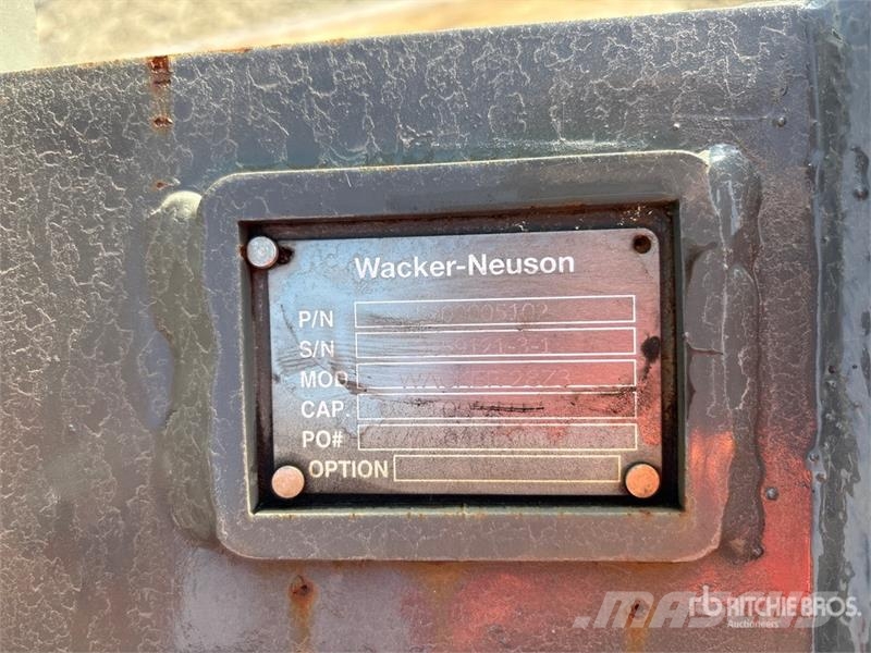 Wacker Neuson 28z3 24 in Digging Excavator Bucket Cucharones