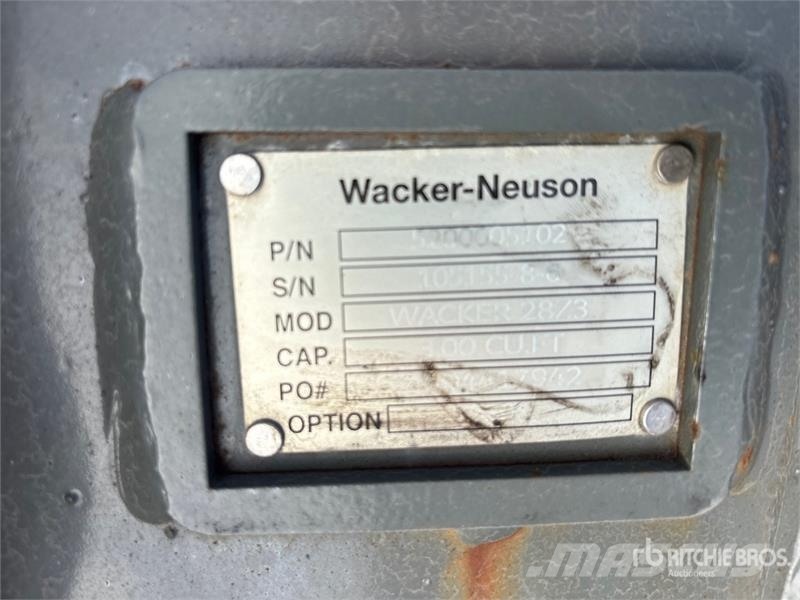Wacker Neuson 28z3 24 in Digging Excavator Bucket Baldes
