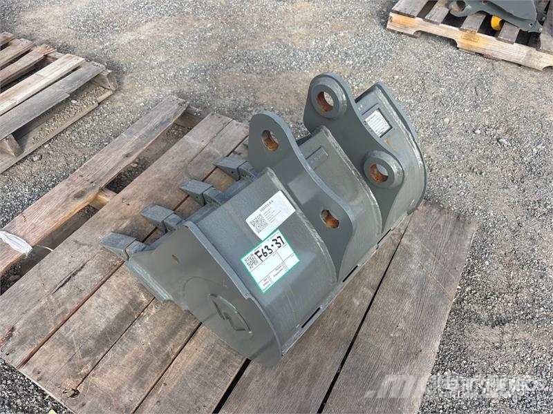 Wacker Neuson 28z3 24 in Digging Excavator Bucket Baldes