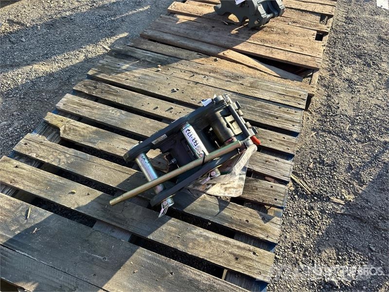 Wacker-neuson 28z3 8 in Quick Coupler موصلات سريعة