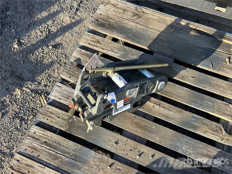 Wacker-neuson 28z3 8 in Quick Coupler موصلات سريعة